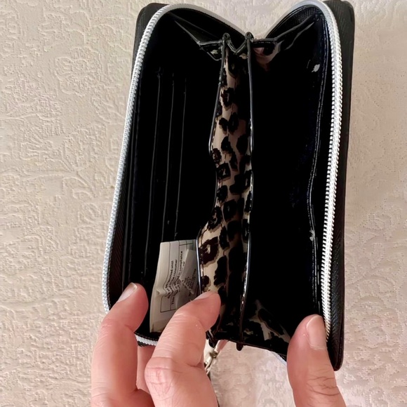 Nine West Wristlet/Clutch - Picture 2 of 2